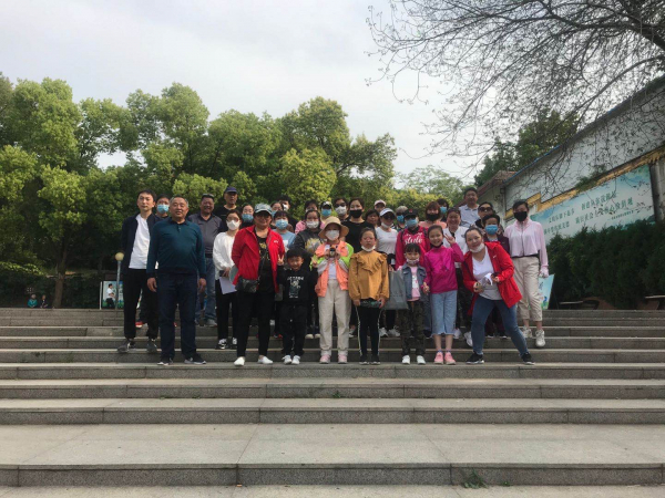 （江陈 廖兰光）江陈社区开展春季健步行活动