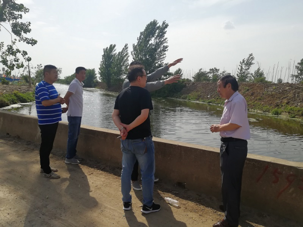 （农委 王玲玲）舜耕镇召开姚北村石姚湾新中心沟清淤工程竣工验收会2