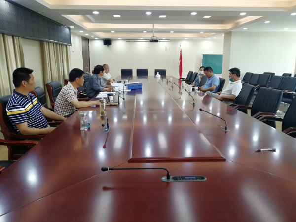（农委 王玲玲）河长制让江陈社区淮阜铁路之间水环境水清岸绿