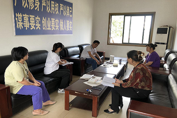 黑泥社区