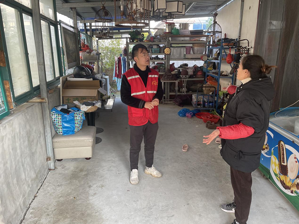舜耕镇前锋社区：安全大排查 社区在行动
