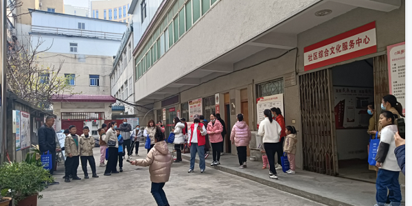 舜耕社区新时代文明实践站开展未成年人文体活动