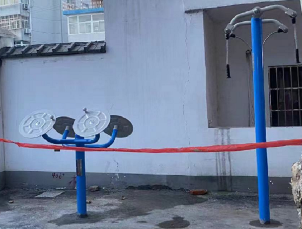 舜耕社区：安装健身器材  居民尽享健身乐趣