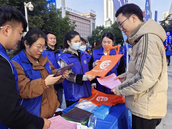 舜耕镇为第五次全国经济普查正式登记吹响号角