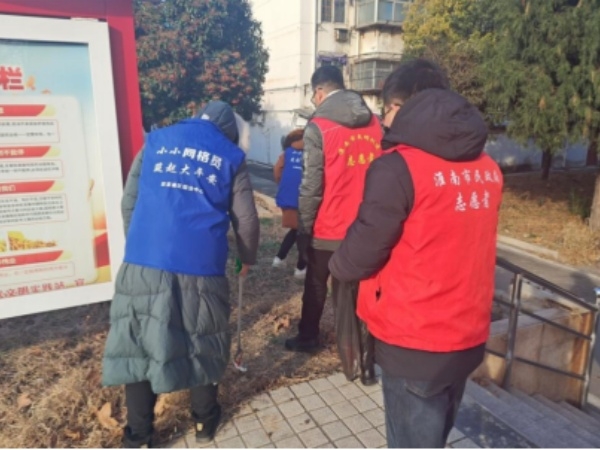 立足岗位做贡献_副本