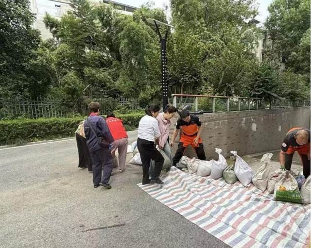 纪工委718