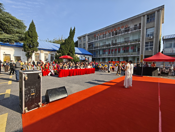 d859e35049524d235523f2906b652e1c